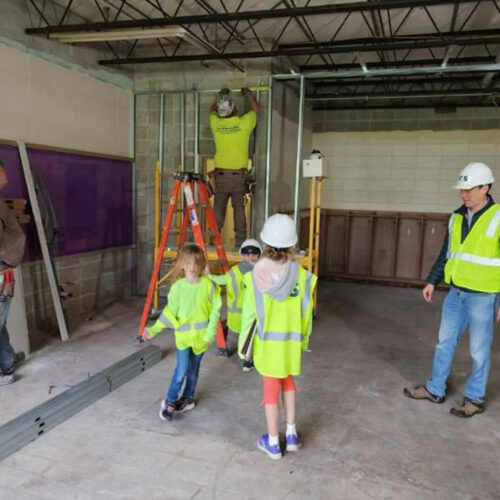 2023-04-27_21-08-00_468