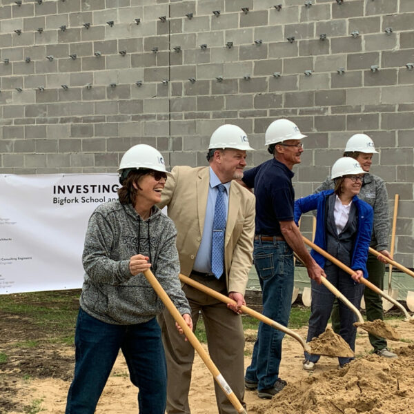 AA4D5827-FE26-4E9F-A0C7-E0B2A1CA5140