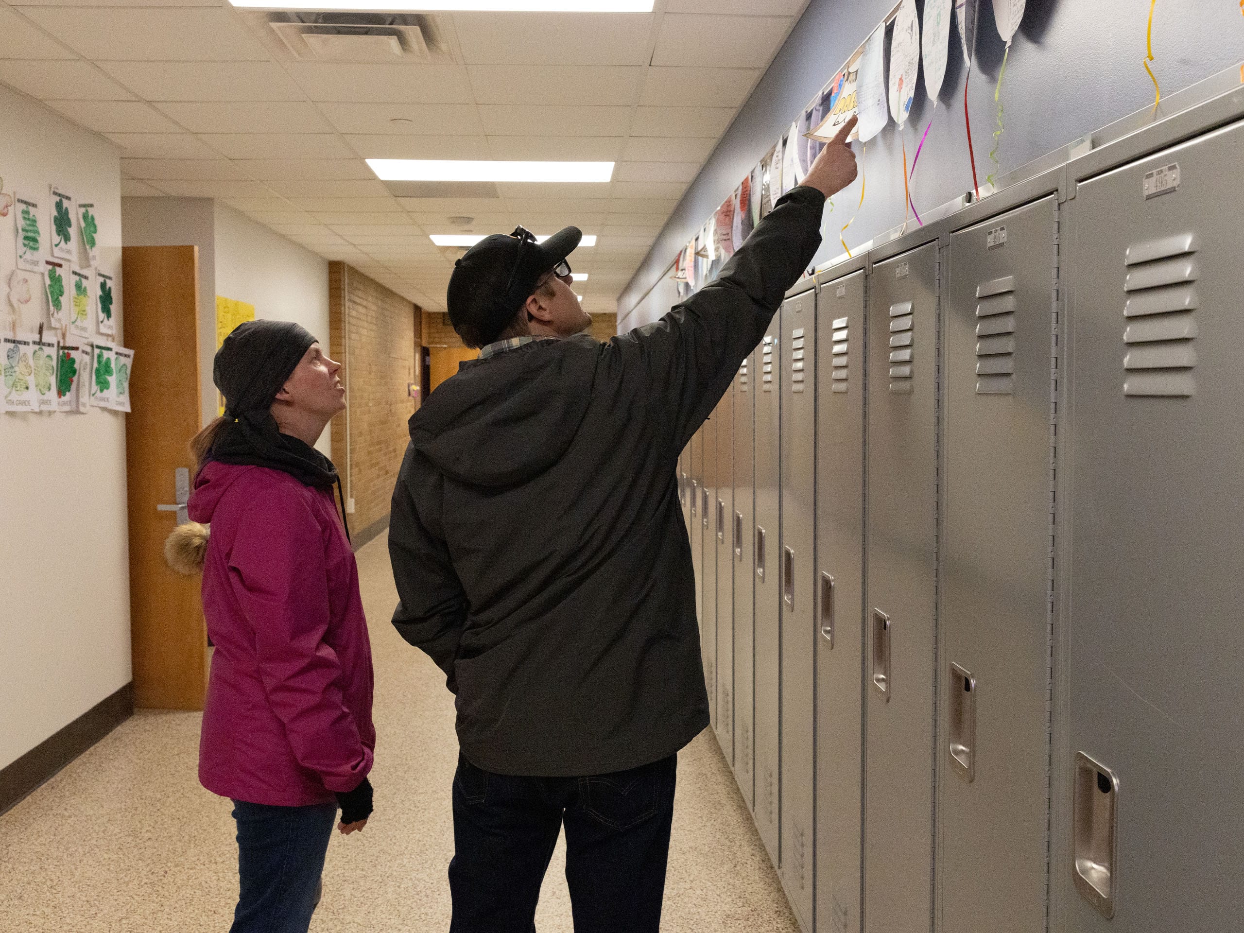 ribbon cutting_0006_Minnehaha_Ribbon_Cutting_03_25_0054